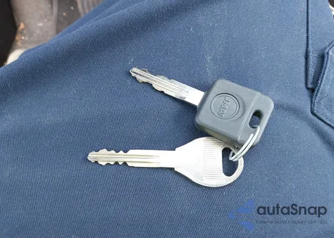 2017 Nissan Versa 1.6 Sv from USA, damaged, VIN 3N1CN7AP1HK440027